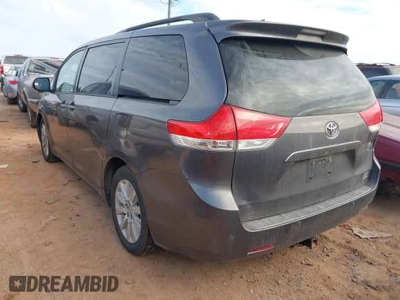 2013 Toyota Sienna XLE с VIN 5TDDK3DC6DS054942, выставлен на аукционе IAAI как лот 41172005 с пробегом 202 675 миль миль и . История ставок и продаж доступна на DreamBid. Изображение 3.