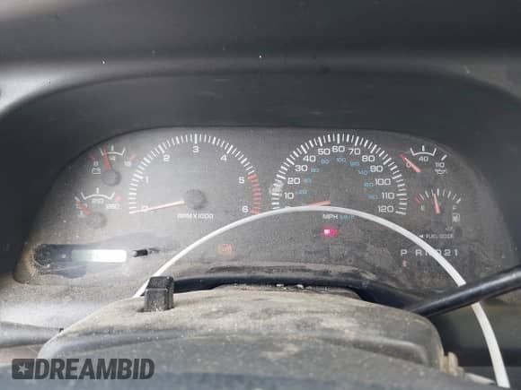 1998 Dodge 1500 z VIN 1B7HF16Y3WS755905, wystawiony jako IAAI lot #42492353 z przebiegiem 142 102 mil mil oraz . Historia ofert i sprzedaży dostępna na DreamBid. Obrazek 7.