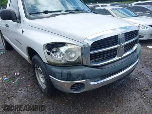 2007 Dodge 1500 SLT с VIN 1D7HA16P47J615901, выставлен на аукционе IAAI как лот 42490619 с пробегом 292 474 миль миль и . История ставок и продаж доступна на DreamBid. Изображение 6.