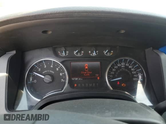 2011 Ford F-150 XLT с VIN 1FTFW1CT3BKD75568, выставлен на аукционе Copart как лот 68087585 с пробегом 197 361 миль миль и Списание • Salvage title. История ставок и продаж доступна на DreamBid. Изображение 9.