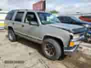 1998 Chevrolet Tahoe с VIN 1GNEK13R1WJ345984, выставлен на аукционе Copart как лот 68302345 с пробегом 235 484 миль миль и Списание • Salvage title. История ставок и продаж доступна на DreamBid. Изображение 4.