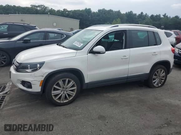 2012 Volkswagen Tiguan S с VIN WVGBV7AX2CW605665, выставлен на аукционе Copart как лот 66187255 с пробегом 140 804 миль миль и Списание • Salvage title. История ставок и продаж доступна на DreamBid. Изображение 1.