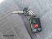 1996 Jeep Grand Cherokee Laredo z VIN 1J4GZ58SXTC280868, wystawiony jako IAAI lot #42653608 z przebiegiem 188 867 mil mil oraz . Historia ofert i sprzedaży dostępna na DreamBid. Obrazek 11.