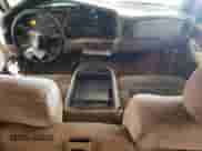 2002 Chevrolet Suburban LS с VIN 1GNFK16Z12J326815, выставлен на аукционе Copart как лот 63348745 с пробегом 296 618 миль миль и Списание • Salvage title. История ставок и продаж доступна на DreamBid. Изображение 8.