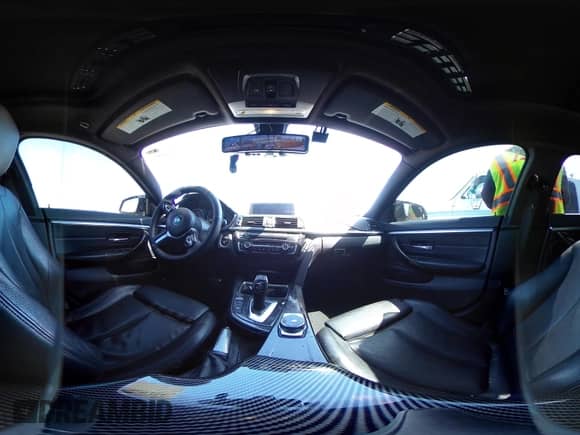 2015 BMW 4 Series 428i xDrive с VIN WBA4C9C54FD330582, выставлен на аукционе IAAI как лот 42135691 с пробегом 127 289 миль миль и . История ставок и продаж доступна на DreamBid. Изображение 21.