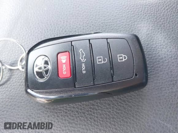 2025 Toyota Tacoma SR z VIN 3TMLB5JN9SM122113, wystawiony jako IAAI lot #43150778 z przebiegiem 3 655 mil mil oraz . Historia ofert i sprzedaży dostępna na DreamBid. Obrazek 11.