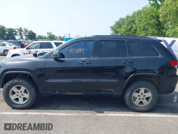 2012 Jeep Grand Cherokee Laredo z VIN 1C4RJFAG1CC150866, wystawiony jako IAAI lot #42911719 z przebiegiem 188 250 mil mil oraz . Historia ofert i sprzedaży dostępna na DreamBid. Obrazek 14.