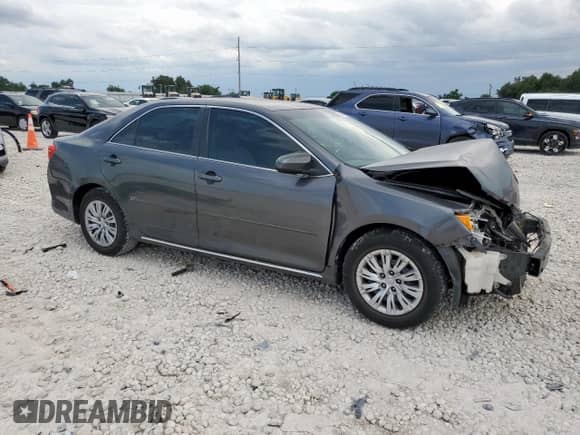 2013 Toyota Camry LE with VIN 4T1BF1FK6DU241559, listed as a Copart auction lot 68962325 with 188,465 mi miles and Salvage title. Bid and sale history available at DreamBid. Image 4.