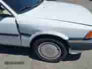 1991 Toyota Camry z VIN 4T1VV21E8MU047512, wystawiony jako IAAI lot #42854666 z przebiegiem 123 306 mil mil oraz . Historia ofert i sprzedaży dostępna na DreamBid. Obrazek 6.