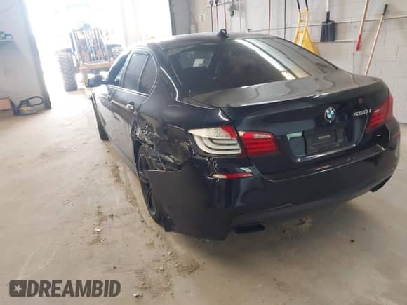 2011 BMW 5 Series 550i xDrive with VIN WBAFU9C58BC785389, listed as a IAAI auction lot 42623009 with 83,091 mi miles and . Bid and sale history available at DreamBid. Image 3.