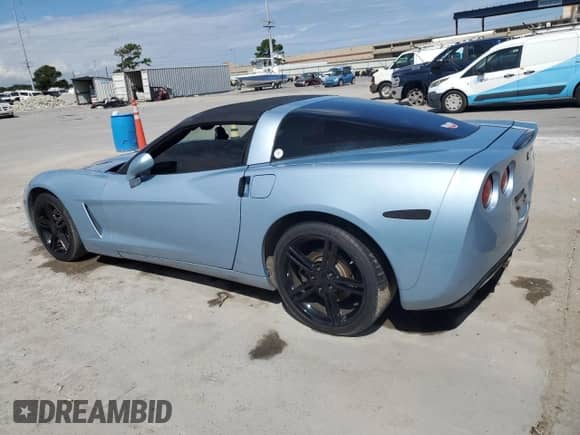 2012 Chevrolet Corvette 1LT with VIN 1G1YE2DW5C5106250, listed as a Copart auction lot 68361135 with 103,481 mi miles and Non repairable. Bid and sale history available at DreamBid. Image 2.