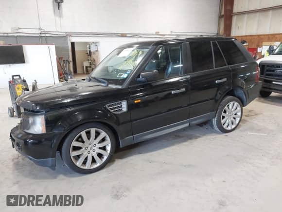 2008 Land Rover Range Rover Sport SC with VIN SALSH23458A121410, listed as a IAAI auction lot 42388011 with 101,101 mi miles and . Bid and sale history available at DreamBid. Image 2.