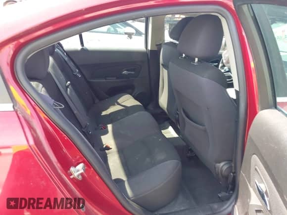 2014 Chevrolet Cruze 1LT with VIN 1G1PC5SB8E7388734, listed as a IAAI auction lot 42540551 with 89,225 mi miles and . Bid and sale history available at DreamBid. Image 8.