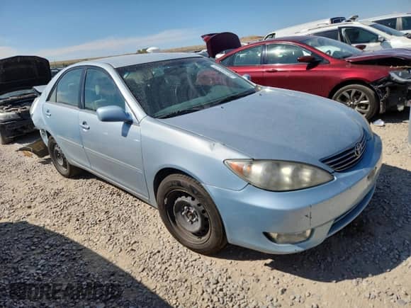 2005 Toyota Camry STD с VIN 4T1BE32K15U621821, выставлен на аукционе Copart как лот 80732275 с пробегом 198 590 миль миль и Списание • Salvage title. История ставок и продаж доступна на DreamBid. Изображение 4.