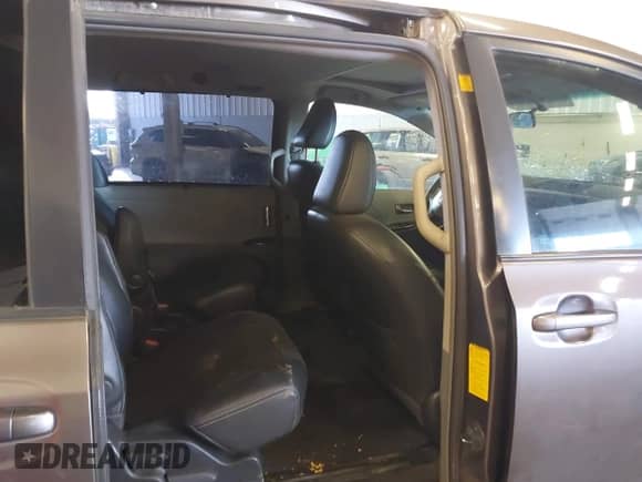 2011 Toyota Sienna SE with VIN 5TDXK3DC7BS034516, listed as a IAAI auction lot 41539955 with 209,309 mi miles and . Bid and sale history available at DreamBid. Image 8.