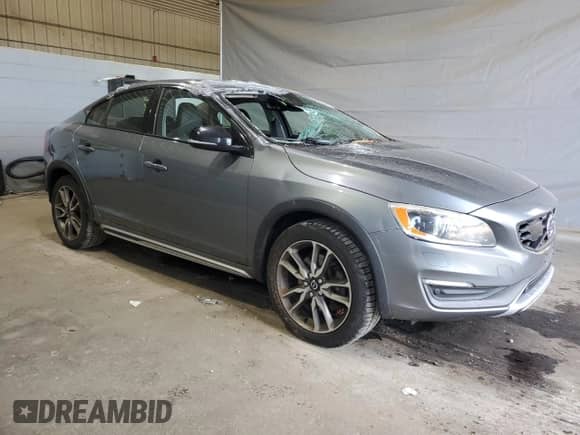 2016 Volvo S60 T5 Platinum с VIN YV4612UM8G2000243, выставлен на аукционе Copart как лот 69091645 с пробегом 107 533 миль миль и Списание • Salvage title. История ставок и продаж доступна на DreamBid. Изображение 4.