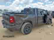 2025 Ram 1500 Tradesman z VIN 1C6RREGG2SN647557, wystawiony jako Copart lot #68718085 z przebiegiem 15 617 mil mil oraz Szkoda całkowita • Salvage title. Historia ofert i sprzedaży dostępna na DreamBid. Obrazek 3.