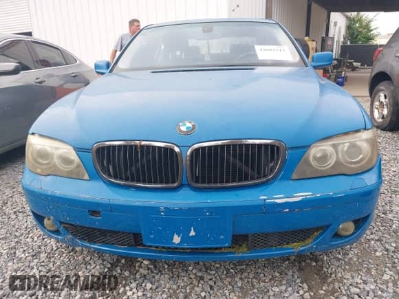 2006 BMW 7 Series 750Li with VIN WBAHN83506DT59499, listed as a IAAI auction lot 42682515 with 172,549 mi miles and . Bid and sale history available at DreamBid. Image 6.
