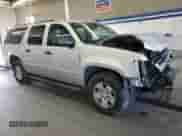 2010 Chevrolet Suburban LS с VIN 1GNUKHE37AR238168, выставлен на аукционе Copart как лот 84649595 с пробегом 236 867 миль миль и Списание • Salvage title. История ставок и продаж доступна на DreamBid. Изображение 4.