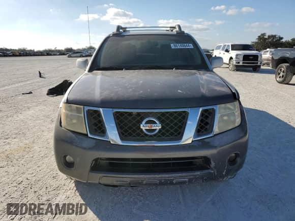 2008 Nissan Frontier SE z VIN 1N6AD09W98C422646, wystawiony jako Copart lot #86140644 z przebiegiem 198 294 mil mil oraz Szkoda całkowita • Salvage title. Historia ofert i sprzedaży dostępna na DreamBid. Obrazek 5.