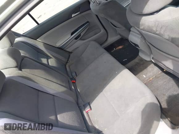 2010 Honda Accord EX с VIN 1HGCP3F73AA018844, выставлен на аукционе IAAI как лот 42441771 с пробегом 164 140 миль миль и . История ставок и продаж доступна на DreamBid. Изображение 8.