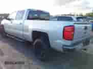 2018 Chevrolet Silverado 1500 LT z VIN 3GCPCREC4JG553583, wystawiony jako IAAI lot #43189486 z przebiegiem 147 486 mil mil oraz . Historia ofert i sprzedaży dostępna na DreamBid. Obrazek 3.