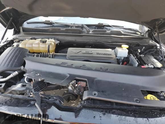 2020 Ram 1500 Big Horn z VIN 1C6RREFG2LN338139, wystawiony jako Copart lot #48244545 z przebiegiem 83 169 mil mil oraz Nie do naprawy • Non repairable. Historia ofert i sprzedaży dostępna na DreamBid. Obrazek 12.