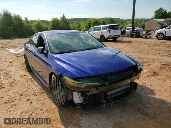 2025 Hyundai Elantra with VIN KMHLW4DK7SU025094, listed as a Copart auction lot 69564505 with 5,580 mi miles and Salvage title. Bid and sale history available at DreamBid. Image 14.