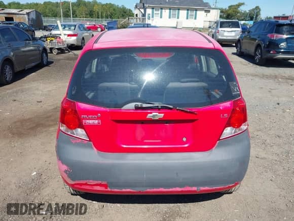 2008 Chevrolet Aveo LS с VIN KL1TD66618B067312, выставлен на аукционе IAAI как лот 43040899 с пробегом Не указан миль и . История ставок и продаж доступна на DreamBid. Изображение 17.