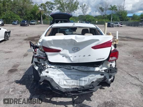 2020 Hyundai Elantra SEL с VIN 5NPD84LF4LH522915, выставлен на аукционе IAAI как лот 43276439 с пробегом 72 986 миль миль и . История ставок и продаж доступна на DreamBid. Изображение 17.
