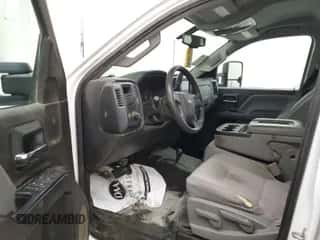 2017 Chevrolet Silverado 3500 с VIN 1GB2KYEG6HZ338098, выставлен на аукционе IAAI как лот 41986108 с пробегом 231 978 миль миль и . История ставок и продаж доступна на DreamBid. Изображение 1.