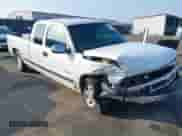 2000 Chevrolet Silverado 1500 LS with VIN 2GCEC19T1Y1407597, listed as a IAAI auction lot 41519744 with 201,952 mi miles and . Bid and sale history available at DreamBid. Image 1.