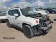 2017 Jeep Renegade Latitude с VIN ZACCJABB5HPG45926, выставлен на аукционе IAAI как лот 42979862 с пробегом 45 864 миль миль и . История ставок и продаж доступна на DreamBid. Изображение 1.