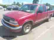 2000 Chevrolet S-10 LS с VIN 1GCCS19W2Y8131870, выставлен на аукционе IAAI как лот 42331287 с пробегом 202 064 миль миль и . История ставок и продаж доступна на DreamBid. Изображение 2.
