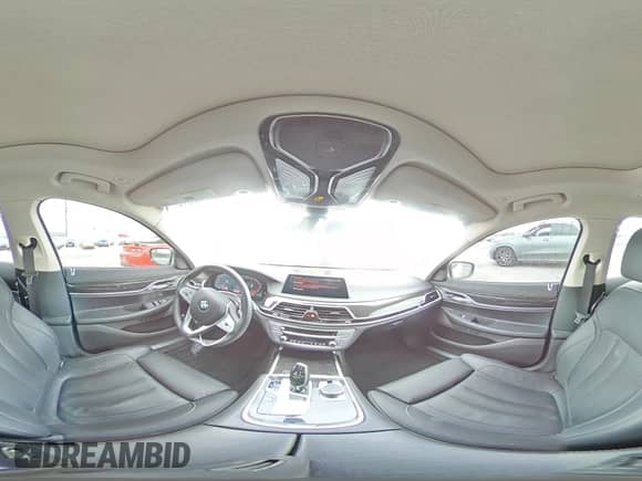 2022 BMW 7 Series 740i z VIN WBA7T2C08NCJ55251, wystawiony jako Copart lot #61623155 z przebiegiem 32 184 mil mil oraz Szkoda całkowita • Salvage title. Historia ofert i sprzedaży dostępna na DreamBid. Obrazek 14.