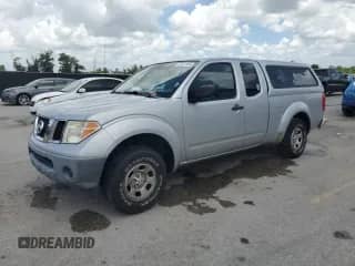 2005 Nissan Frontier XE с VIN 1N6BD06T25C443347, выставлен на аукционе Copart как лот 65627085 с пробегом 122 079 миль миль и Списание • Salvage title. История ставок и продаж доступна на DreamBid. Изображение 1.