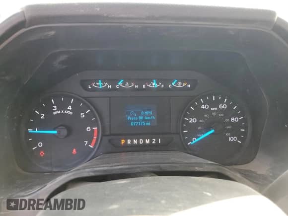 2017 Ford F-250 XLT с VIN 1FTBF2B60HEB57207, выставлен на аукционе Copart как лот 70478964 с пробегом 72 175 миль миль и Списание • Salvage title. История ставок и продаж доступна на DreamBid. Изображение 9.