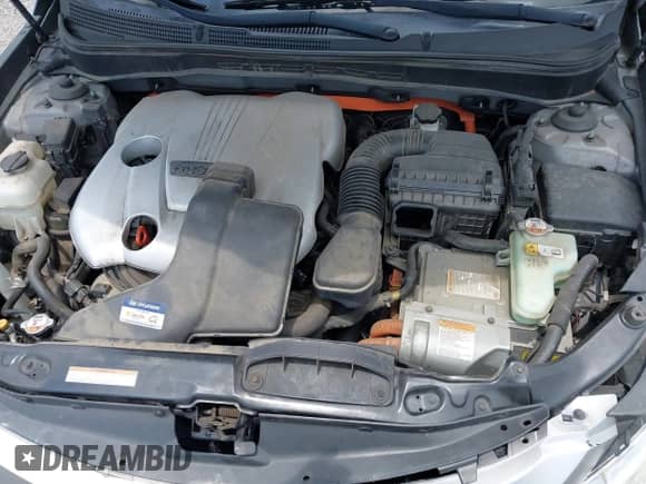 2014 Hyundai Sonata with VIN KMHEC4A46EA105046, listed as a IAAI auction lot 42646579 with 151,683 mi miles and . Bid and sale history available at DreamBid. Image 10.