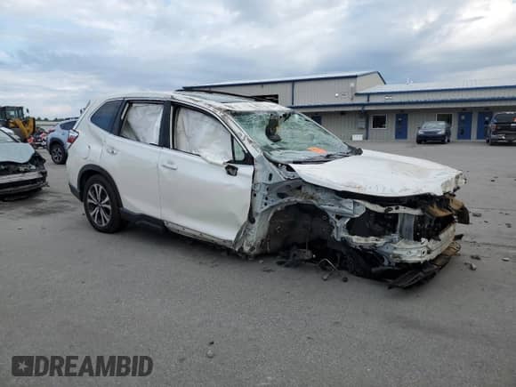 2021 Subaru Forester Limited z VIN JF2SKAUC9MH590852, wystawiony jako Copart lot #68834265 z przebiegiem Nie podano mil oraz Szkoda całkowita • Salvage title. Historia ofert i sprzedaży dostępna na DreamBid. Obrazek 4.