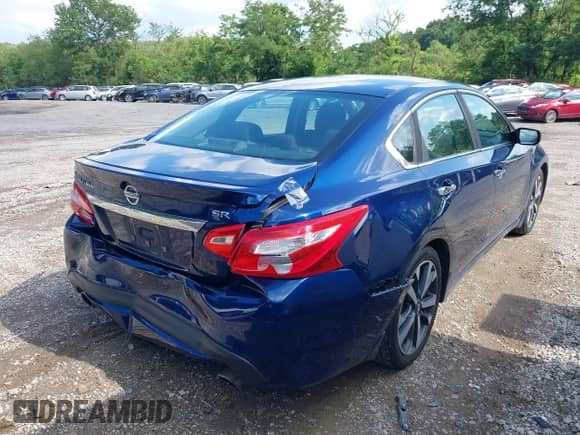 2016 Nissan Altima SL с VIN 1N4AL3AP9GC121892, выставлен на аукционе IAAI как лот 42685986 с пробегом 88 347 миль миль и . История ставок и продаж доступна на DreamBid. Изображение 4.