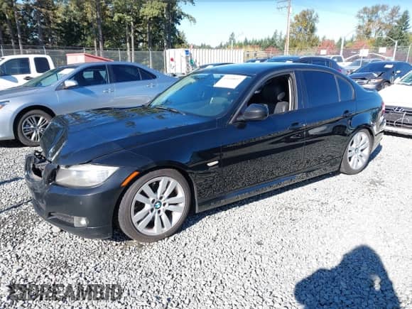 2010 BMW 3 Series 335i xDrive с VIN WBAPL3C55AA409120, выставлен на аукционе IAAI как лот 43430837 с пробегом 234 214 миль миль и . История ставок и продаж доступна на DreamBid. Изображение 2.