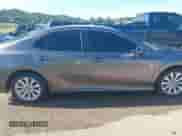 2020 Toyota Camry LE with VIN 4T1C11AK9LU391108, listed as a IAAI auction lot 43087805 with 88,386 mi miles and . Bid and sale history available at DreamBid. Image 13.