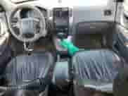 2005 Hyundai Tucson GLS с VIN KM8JN12D05U080357, выставлен на аукционе Copart как лот 70626225 с пробегом 177 564 миль миль и Списание • Salvage title. История ставок и продаж доступна на DreamBid. Изображение 8.