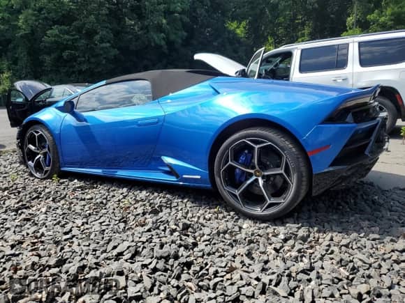 2024 Lamborghini Huracan с VIN ZHWUT4ZF6RLA28592, выставлен на аукционе Copart как лот 63461505 с пробегом 1 202 миль миль и Списание • Salvage title. История ставок и продаж доступна на DreamBid. Изображение 2.