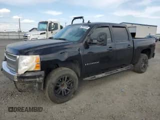 2007 Chevrolet Silverado 1500 1LT с VIN 2GCEC13C271664338, выставлен на аукционе Copart как лот 71971735 с пробегом Не указан миль и Списание • Salvage title. История ставок и продаж доступна на DreamBid. Изображение 1.