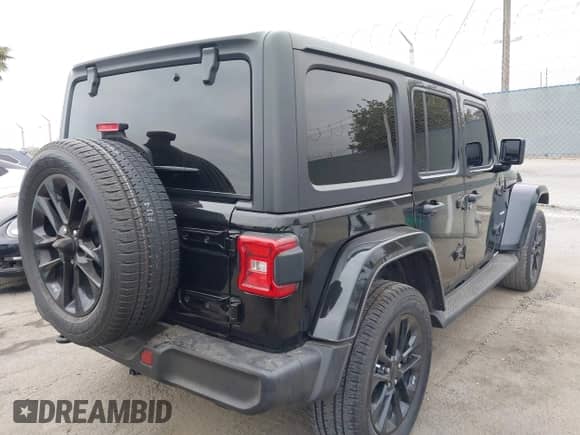 2021 Jeep Wrangler Unlimited Sahara с VIN 1C4JJXP60MW783392, выставлен на аукционе IAAI как лот 42804046 с пробегом 45 976 миль миль и . История ставок и продаж доступна на DreamBid. Изображение 4.
