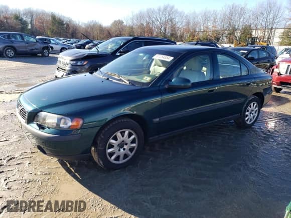 2001 Volvo S60 с VIN YV1RS61R812070508, выставлен на аукционе Copart как лот 87254354 с пробегом 116 070 миль миль и Чистый • Clean title. История ставок и продаж доступна на DreamBid. Изображение 1.