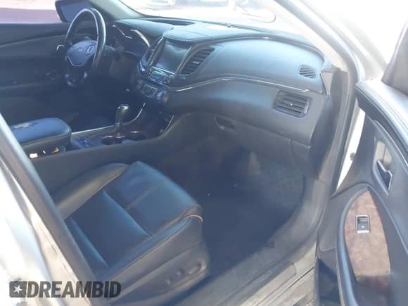 2015 Chevrolet Impala LTZ с VIN 2G1155SL0F9142933, выставлен на аукционе IAAI как лот 41383665 с пробегом 180 777 миль миль и . История ставок и продаж доступна на DreamBid. Изображение 5.