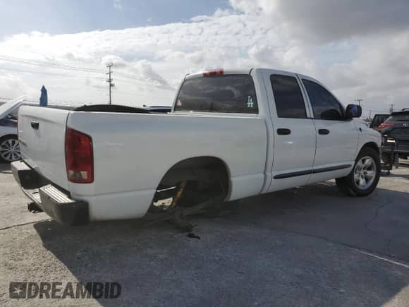 2004 Dodge 1500 SLT with VIN 1D7HA18D74S675390, listed as a Copart auction lot 85751985 with Not provided miles and Salvage title. Bid and sale history available at DreamBid. Image 3.