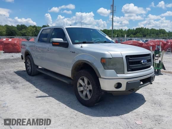 2013 Ford F-150 XL z VIN 1FTFW1ET4DFA42188, wystawiony jako IAAI lot #42970117 z przebiegiem 196 728 mil mil oraz . Historia ofert i sprzedaży dostępna na DreamBid. Obrazek 1.